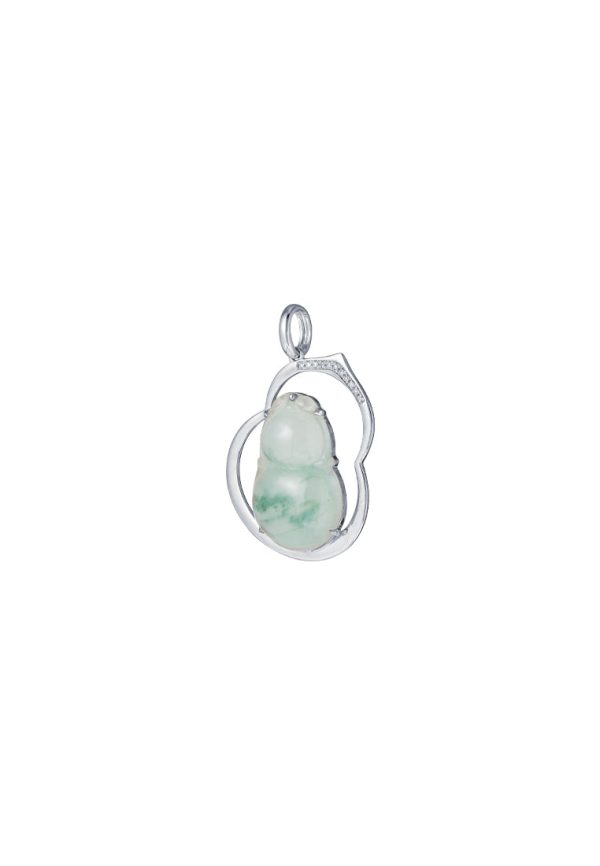 TOMEI Big Gourd Jade Pendant, White Gold 750 Fashion