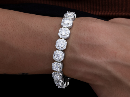 Clustered Tennis Bracelet in White Gold- 8.5mm For Discount